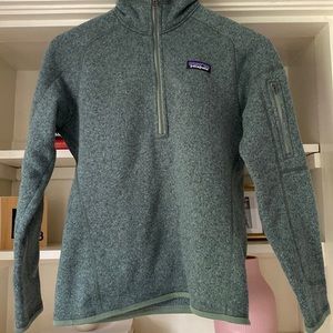 Women’s Patagonia Sweater Size S